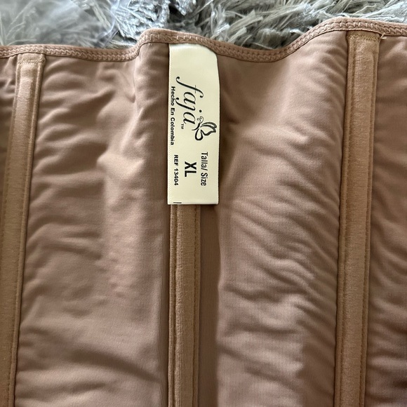 ✨NEW✨ High Compression Waist Trainer Short Torso Faja Avispa - Picture 3 of 4